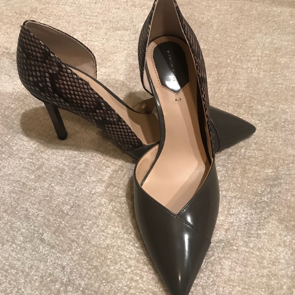 NWOT Zara Snakeskin Heels